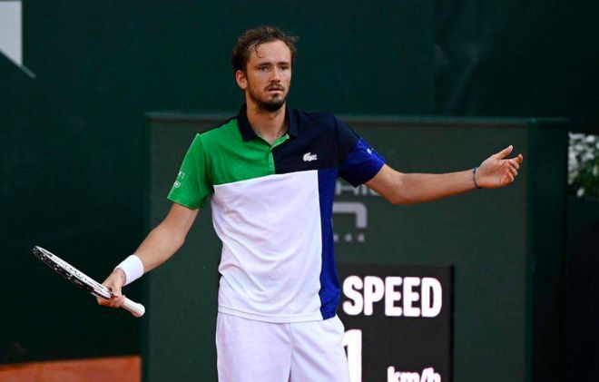 斯帕莱蒂：提升球员水平像开车，球员有马力需要释放出来