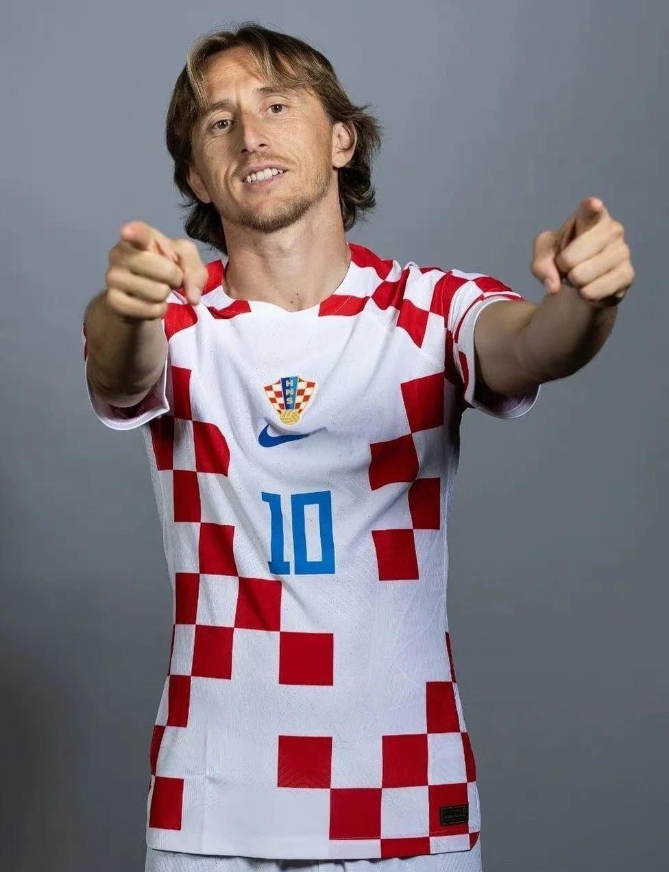 布埃诺门前补射破门 伍尔弗汉普顿扳回一城